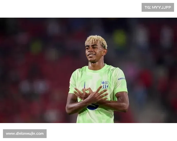 巴萨10号年薪高企却零进球困境分析如何影响球队未来走势